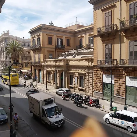 315 Via Roma Centro パレルモ