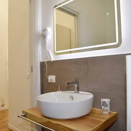 315 Via Roma Centro 2* パレルモ
