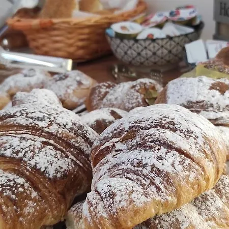 315 Via Roma Centro Alojamento de Acomodação e Pequeno-almoço 2*