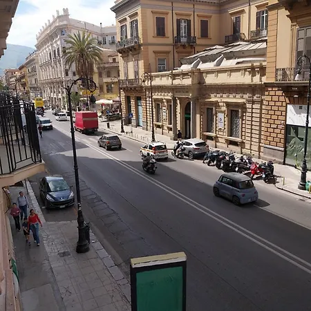 315 Via Roma Centro Bed & Breakfast
