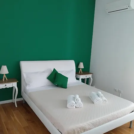 315 Via Roma Centro 4*