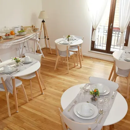 Bed and Breakfast 315 Via Roma Centro